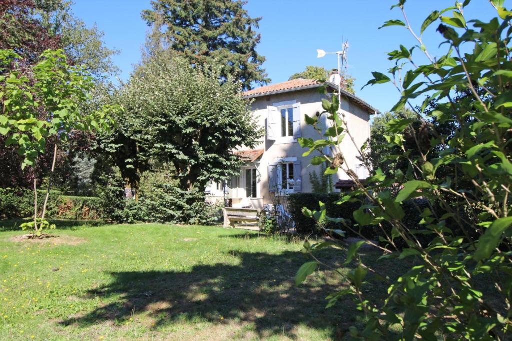 Maison de vacances Haut quarteron Le Haut quarteron, 87200 Saint-Junien