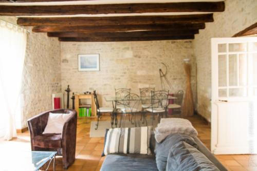 HDC la maison des AMIS Le Gond-Pontouvre france