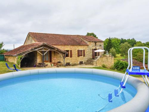 Heavenly holiday home with swimming pool and large garden Villefranche-du-Périgord france