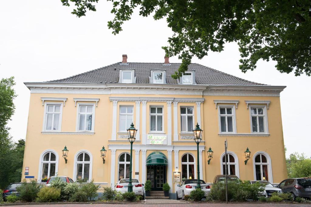 Hôtel Heerens Hotel Friedrich-Ebert-Straße 67, 26725 Emden