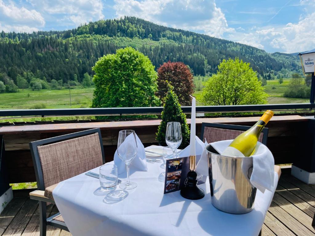 Hôtel Heizmannshof Hotel & Restaurant am Titisee / Feldberg 35 Bruderhalde, 79822 Titisee-Neustadt