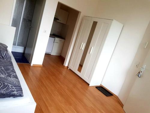Appartement Helles Apartment 9A St.-Michaels-Platz Neutraubling