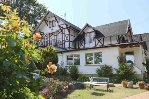 Maisons de vacances Heringsdorf Haus im Park Bülowstraße 4 Neuhof