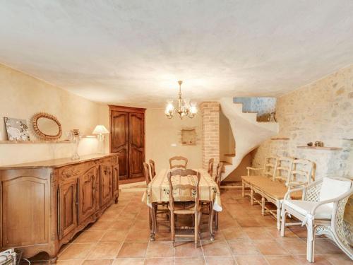 Villa Heritage Villa in Les Mages with Swimming Pool  Les Mages