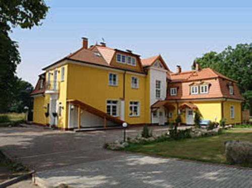 Herrenhaus Poppelvitz Maltzien allemagne