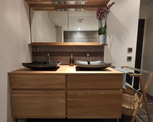 Appartement Hestia Conciergerie, Superbe T3 au pied de la gare / 10 min de Paris 1er étage 64 Rue Jean Argelies Juvisy-sur-Orge