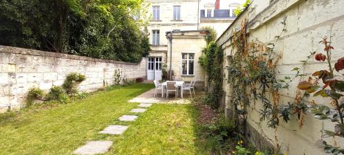 Maison d'hôtes Histoire de Loire - BALZAC 22 Rue Gambetta Saumur