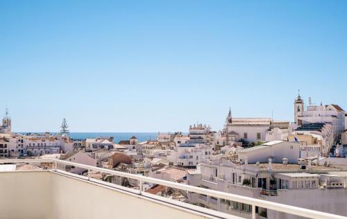 Appartement Histórical City Center Penthouse Albufeira 68 Avenida da Liberdade AE, edit Verasol, 6º andar Albufeira