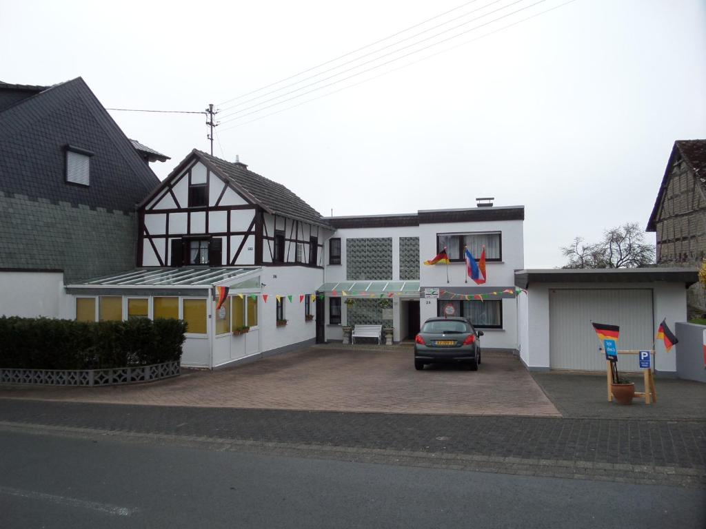Maison de vacances Historisches Fachwerkhaus Hauptstrasse 26, 53520 Reifferscheid