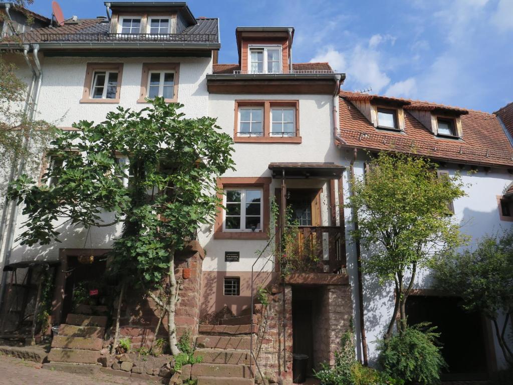 Maisons de vacances Historisches Ferienhaus Veste Dilsberg Obere Straße 6, 69151 Neckargemünd