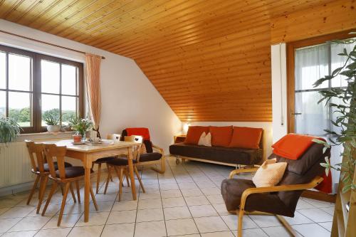 Appartement Hof Wagenberg Ferienwohnung 2 47.7687,9.3737 Deggenhausertal