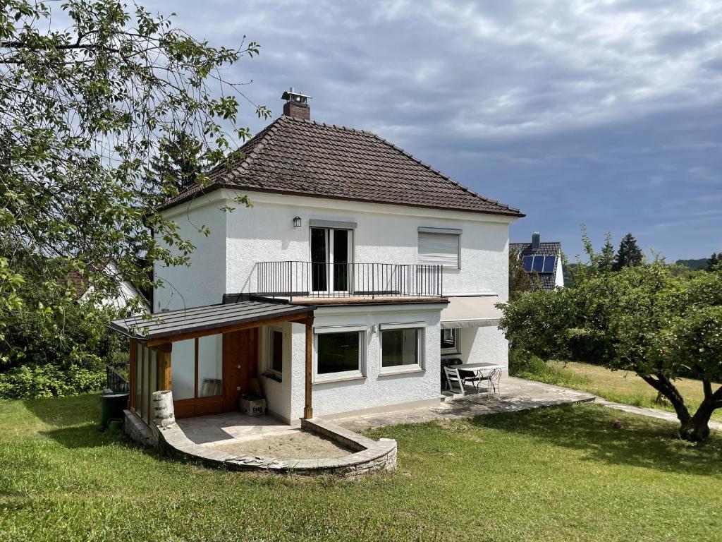 Maison de vacances Hofberg Villa Gerhart-Hauptmann-Straße 6, 84036 Landshut