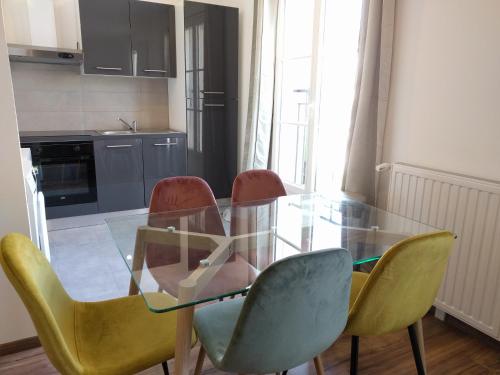 Appartements Holiday Apartment Val d'Europe 3 rue de la Fontaine Rouge Chessy