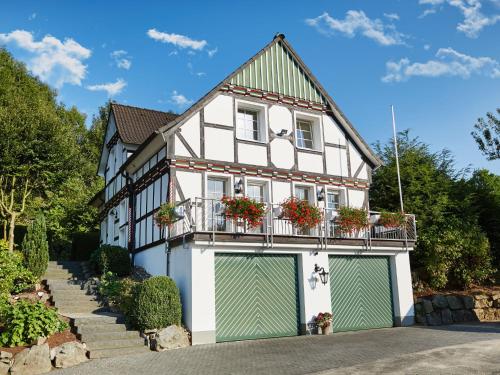 Maison de vacances Holiday Home Am Golf- und Reitpark  Niederhelden