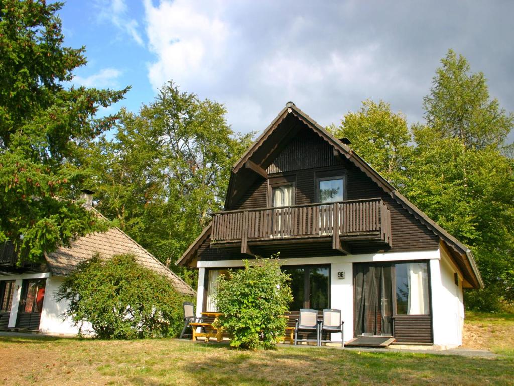 Maison de vacances Holiday Home Am Sternberg 96 , 35110 Frankenau