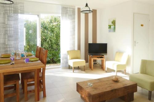 Maison de vacances holiday home, Arpaillargues-et-Aureillac  Arpaillargues-et-Aureillac