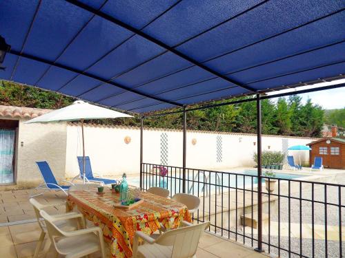 Maison de vacances Holiday Home Auzon  Flassan