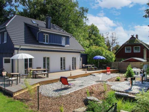 Maison de vacances Holiday Home Boddenruhe  Ummanz