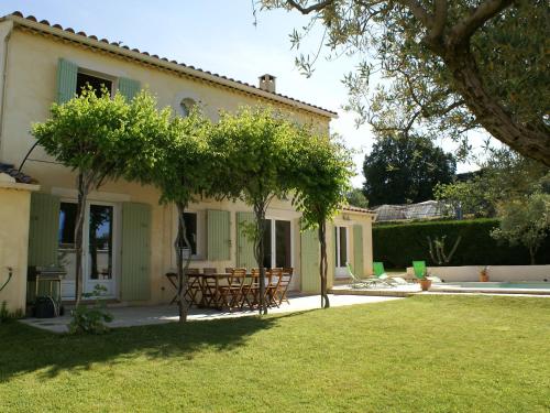 Holiday Home Clos Saint Joseph Lagnes france