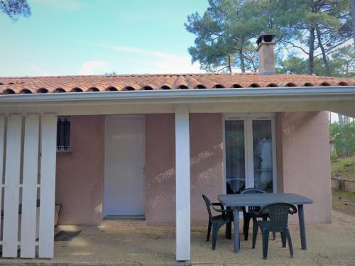 Maison de vacances Holiday Home Corniche  Lacanau