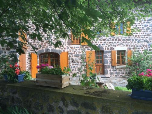 Maison de vacances Holiday Home ferme  Agizoux