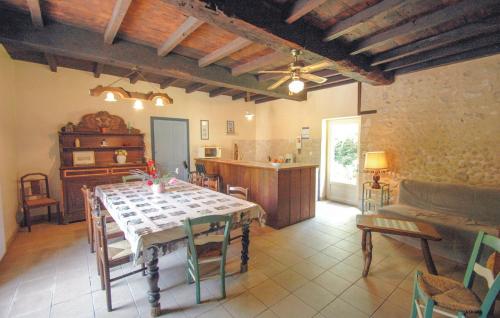 Holiday home Grignols with a Fireplace 324 Grignols Dordogne france