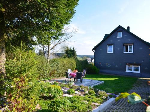 Holiday Home in Neustadt am Rennsteig with Garden Neustadt am Rennsteig allemagne