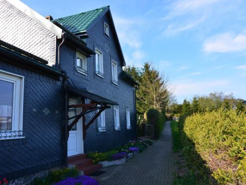 Appartement Holiday Home in Neustadt am Rennsteig with Garden  Neustadt am Rennsteig