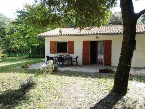 Holiday home in the heart of Verdon, between forest and ocean Le Verdon-sur-Mer france