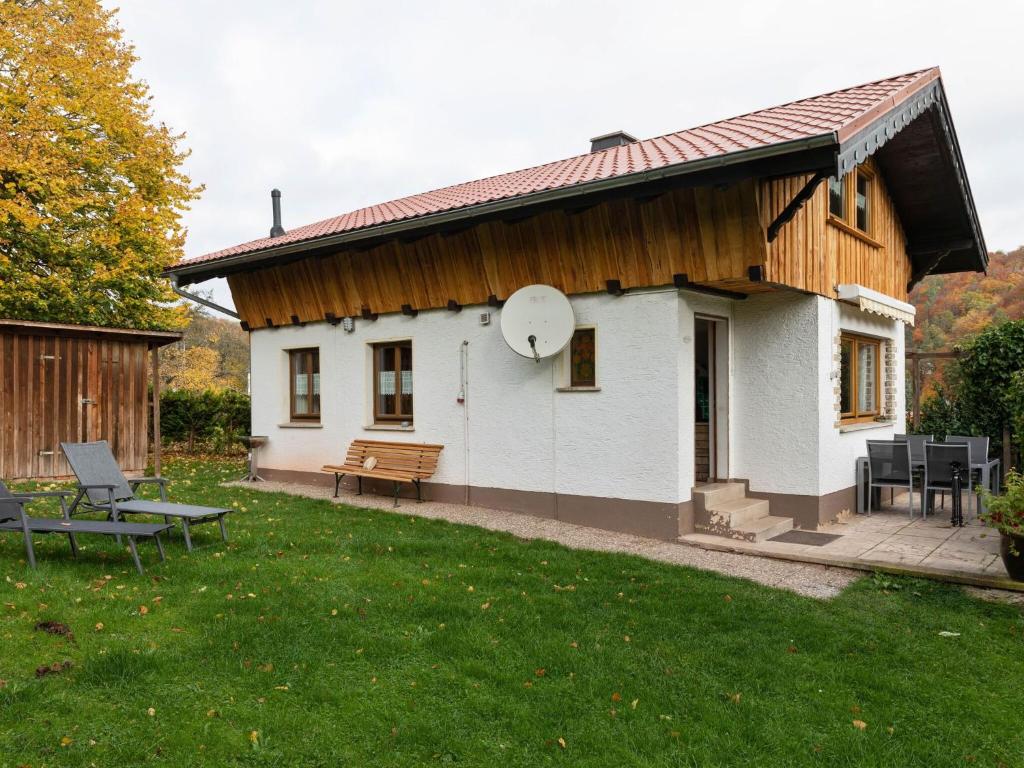 Maison de vacances Holiday home in the Thuringian Forest with tiled stove fenced garden and terrace , 99848 Wutha-Farnroda