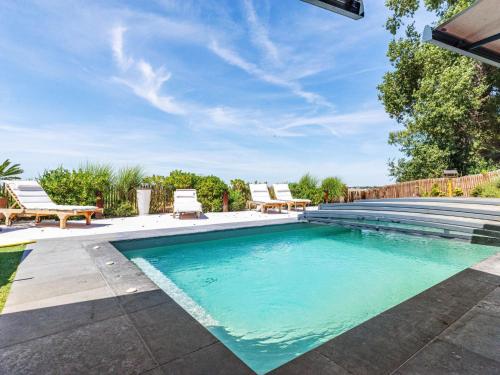 Holiday Home Indigo-Vue Mer et Piscine chauffée Saint-Brévin-les-Pins france