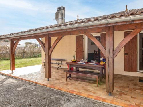 Holiday Home L'Albizia Gujan-Mestras france