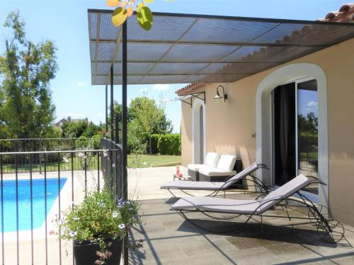 holiday home, L'Isle-sur-la-Sorgue LʼIsle-sur-la-Sorgue france