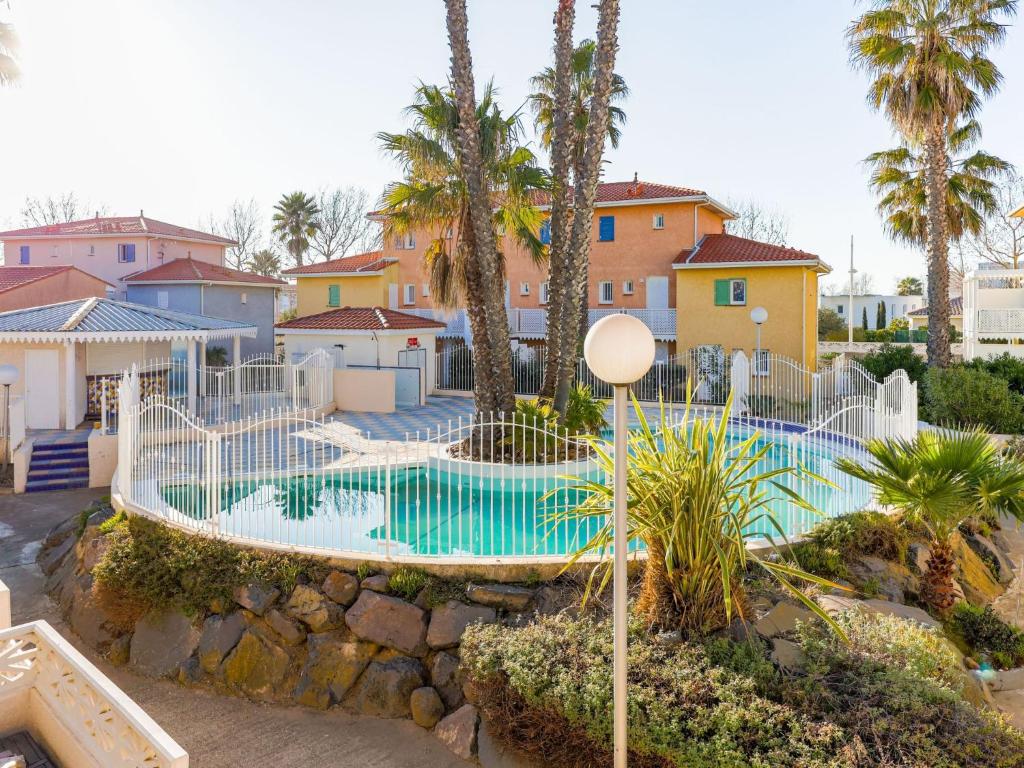 Maison de vacances Holiday Home La Belle Créole , 34300 Le Cap d\'Agde