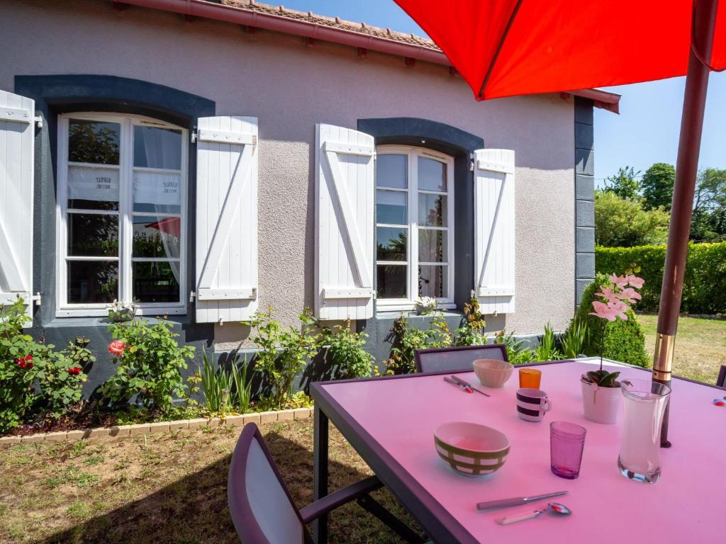 Maison de vacances Holiday Home La Gare , 50530 Champeaux