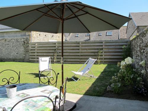 Holiday Home La Lucerie - BAY402 Bretteville-sur-Ay france