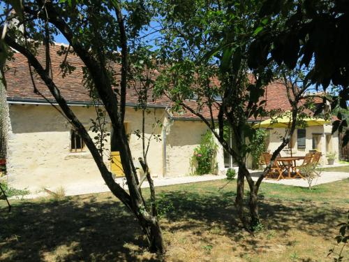 Holiday Home La Marlaude - MNX201 Monteaux france