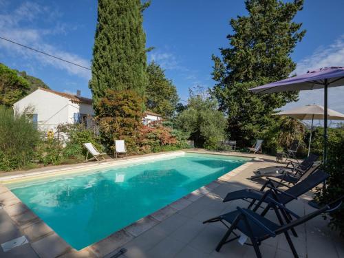 Maison de vacances Holiday Home La Rouveyrolle - BSC130  Tresques