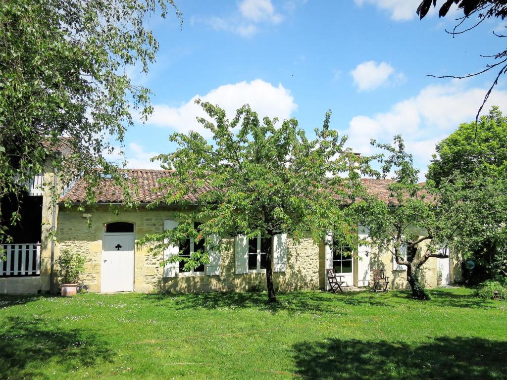 Maison de vacances Holiday Home La Vertheuillaise - VHL100 , 33180 Vertheuil-en-Médoc