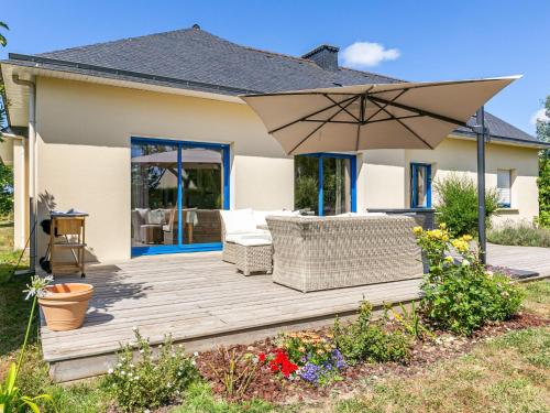 Holiday Home La Vie en Rose Lanhouarneau france