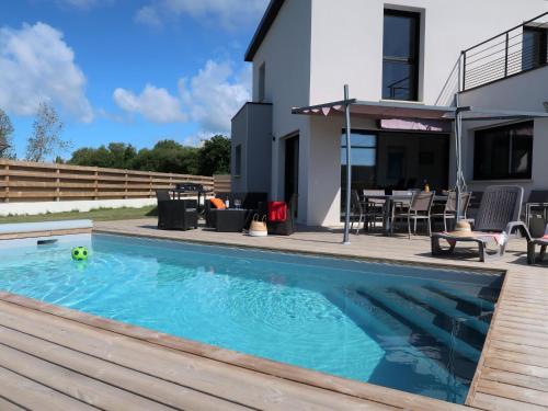 Holiday Home Lagon bleu Tréffiagat france