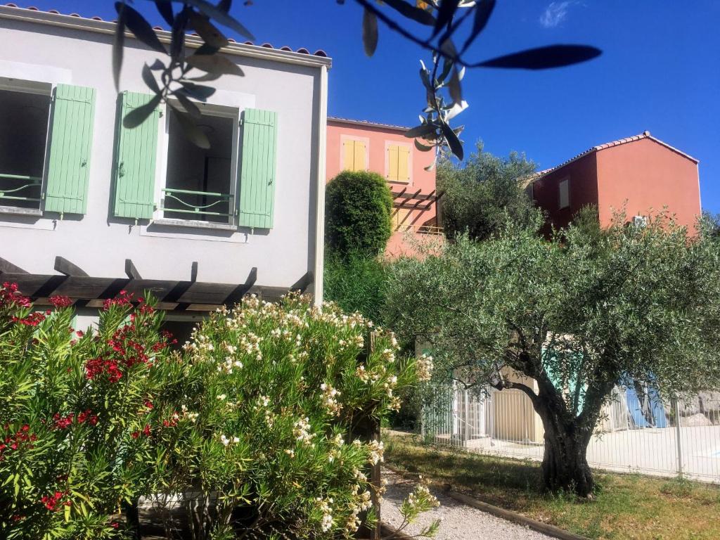 Maison de vacances Holiday Home Le Domaine de l'Oliveraie 37 , 26110 Nyons