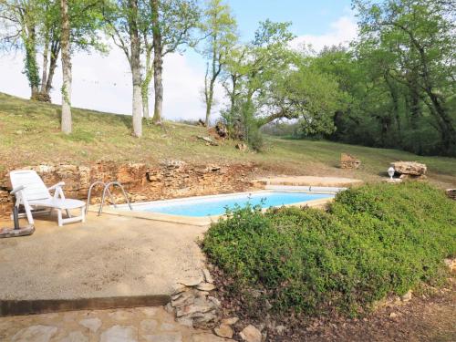 Holiday Home Le Mayne Le Châtaignier Blanquefort-sur-Briolance france