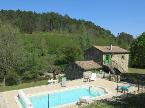 Maison de vacances Holiday Home Le Moulin - SGB100  Saint-Genest-de-Bauzon