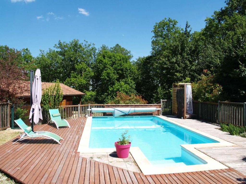 Maison de vacances Holiday Home Le Noisetier , 46350 Loupiac