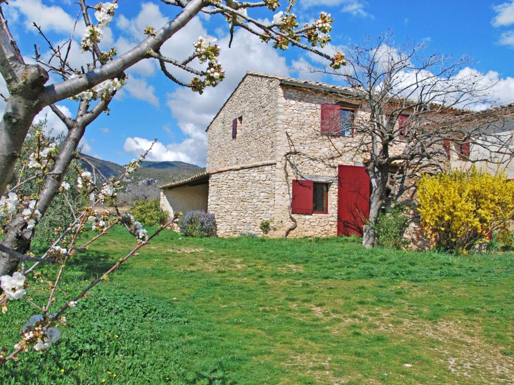 Maison de vacances Holiday Home Le Puits Du Geai-1 , 84490 Saint-Saturnin-lès-Apt