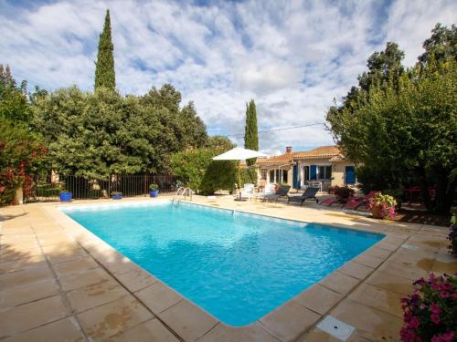 Holiday Home Les Amandiers - MZN100 Mazan france