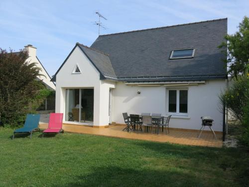 Holiday Home Les Embruns - RHU100 Sarzeau france