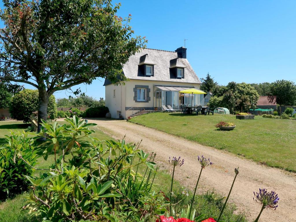 Maison de vacances Holiday Home Les Hortensias - KSD101 , 22450 Kermaria-Sulard