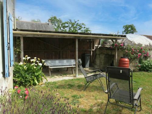 Maison de vacances Holiday Home Les Landes du Chinonais  Huismes